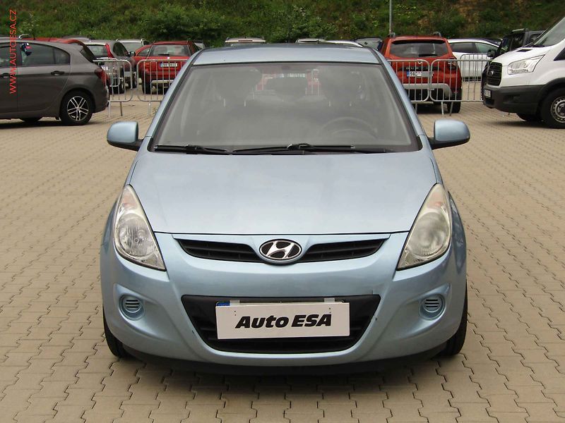 Hyundai i20 (2010) 1.2 i, ČR - fotka 2 z 16