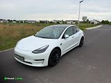 Tesla Model 3 (2021) bílý interiér | 513 koní - náhled 1