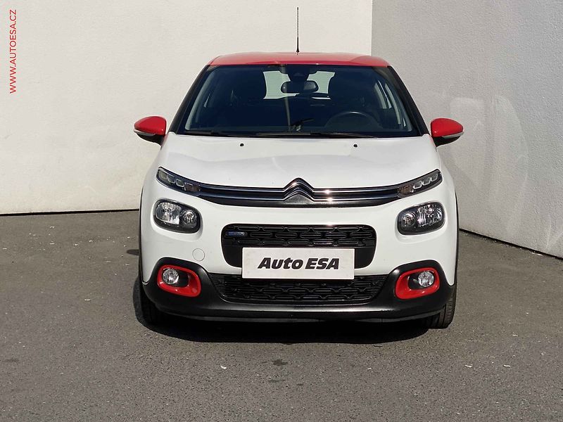 Citroën C3 (2017) 1.2i, 1.maj,ČR, AC, park - fotka 2 z 15