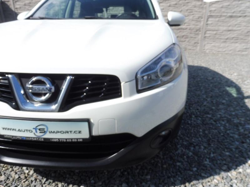 Nissan Qashqai 1.5DCi 110PS NAVI STK TOP STAV - fotka 74 z 189