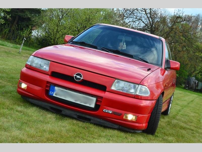 ZKUŠENOSTI UŽIVATELE: Opel Astra 