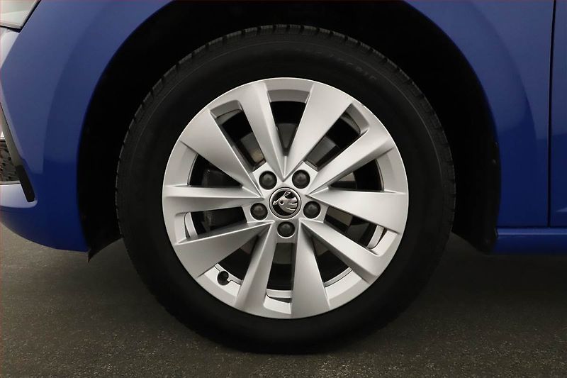 Škoda Scala (2023) Style 1.0 TSI, Automat, ČR - fotka 12 z 14