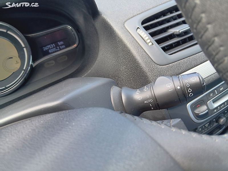 Renault Mégane 1.9 dCI 96kW - fotka 16 z 26