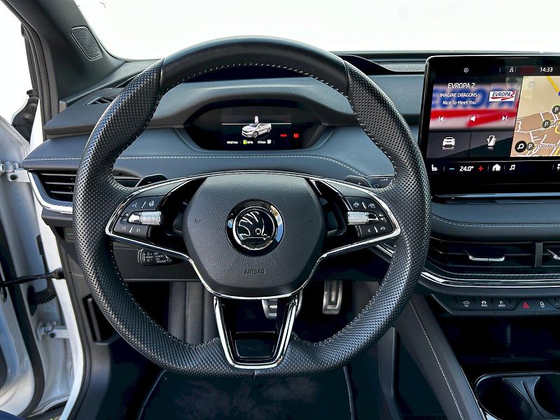 Škoda Enyaq (2023) 80 iV 150kW Sportline - fotka 7 z 35