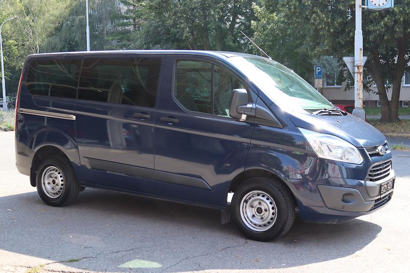 Ford Transit Custom 2.2TDCI 74kW 8 MÍST - fotka 8 z 50