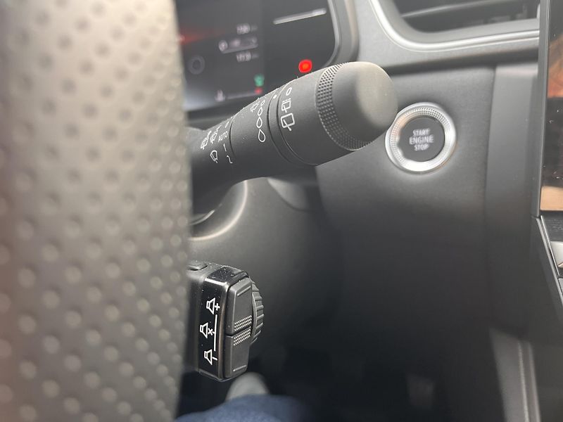Renault Captur (2025) techno TCe 90      - fotka 18 z 23