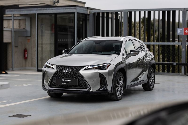 Lexus UX 250h 250H 2,0 HEV F SPORT DESIGN - fotografie inzerátu