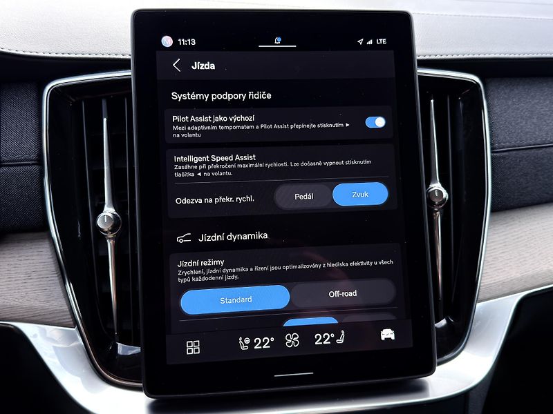 Volvo XC90 B5 AWD PLUS BRIGHT // 7M +kola - fotka 39 z 52