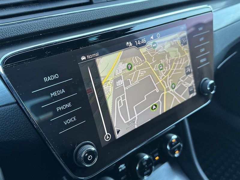 Škoda Superb (2022) 1.5 TSI DSG Style + - fotka 11 z 36
