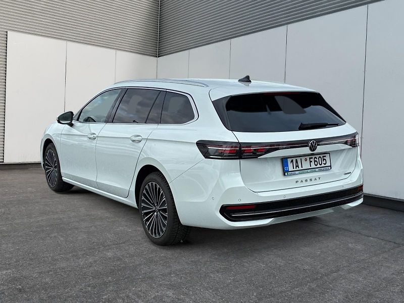 Volkswagen Passat Variant (2025) ELEGANCE 2.0TDI 142kW DSG CZ  - fotka 4 z 11