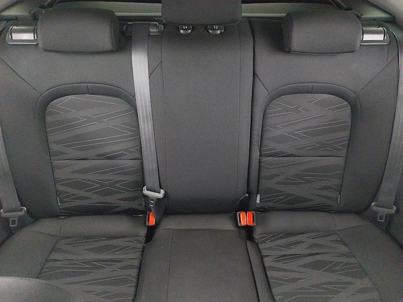 Kia Ceed (2017) 1.6 GDI, Serv.kniha, Tempomat - fotka 10 z 17