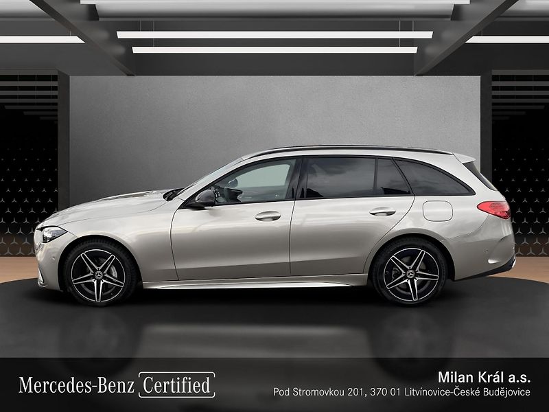 Mercedes-Benz Třídy C C 300 de 4MATIC - fotka 2 z 26