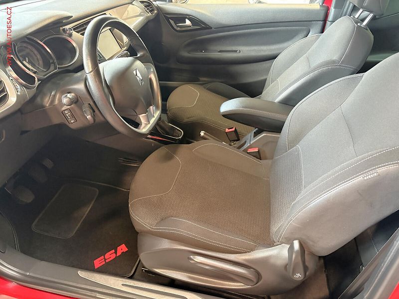 DS Automobiles DS3 (2016) 1.2PT, Navi, kamera - fotka 9 z 14