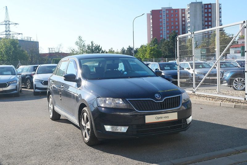 Škoda Rapid - fotka 3 z 6