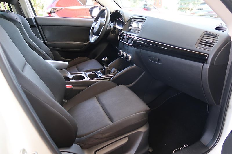 Mazda CX-5 (2015) 2,0 G165 Emotion, servis., DPH - fotka 16 z 27