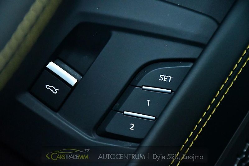 Lamborghini Urus 4.0 V8 ZÁRUKA - fotka 28 z 62