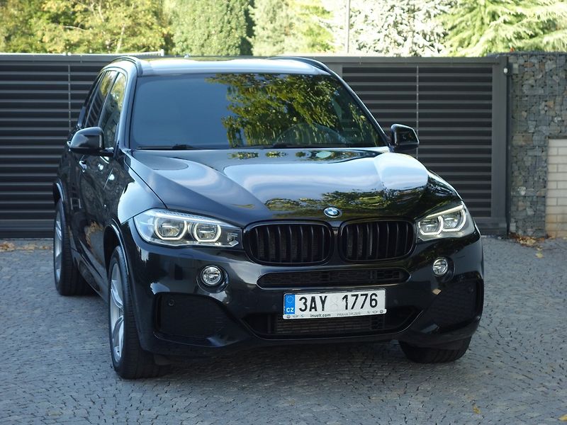 BMW X5 (2014) 4.0D*XD*M-PAKET*WEBASTO*1M*CZ! - fotka 3 z 50