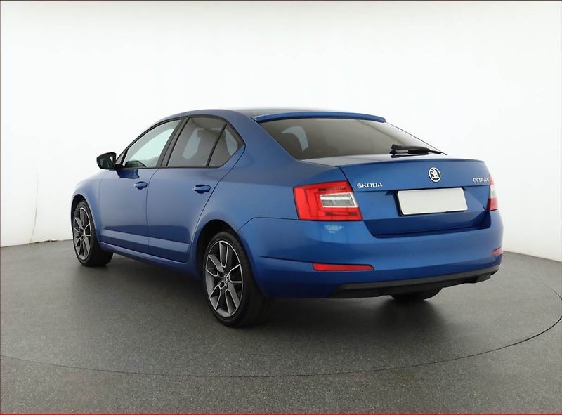 Škoda Octavia (2014) 1.6 TDI, Serv.kniha, Tempomat - fotka 4 z 15