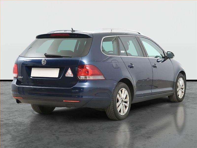 Volkswagen Golf (2011) 1.6 TDI, nová STK, v provozu - fotka 5 z 6