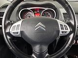 Citroën C-Crosser (2007) 2.2 HDI, 4X4, 7 míst - náhled 20