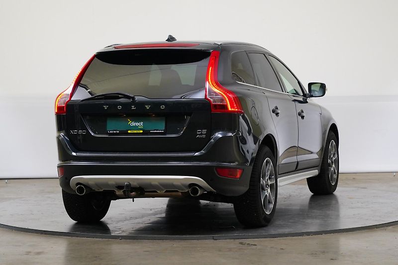 Volvo XC60 - fotka 2 z 26