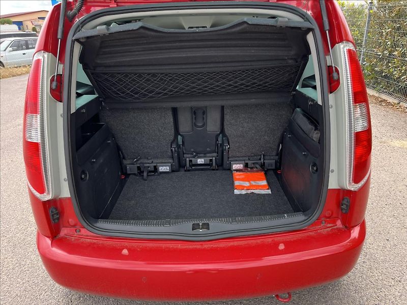Škoda Roomster 1,2 TDi STYLE KLIMA ROZVODY - fotka 32 z 34