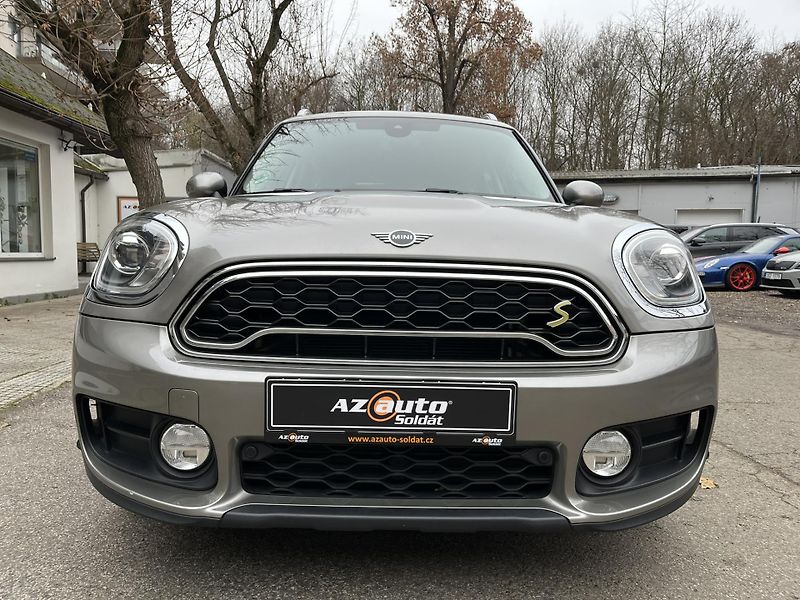 Mini Countryman (2019) COOPER SE ALL4 - fotka 4 z 37
