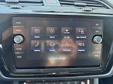 Volkswagen Touran (2019) 1.5 TSI 110kW R-LINE Comfort - náhled 22