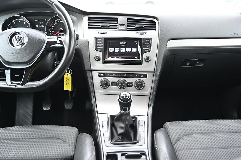 Volkswagen Golf VII 1.2TSI 77KW POHON ŘEMEN  - fotka 11 z 47