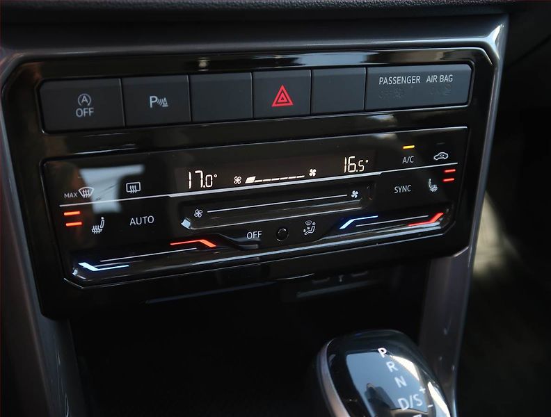 Volkswagen T-Cross (2022) Style 1.0 TSI - fotka 16 z 19