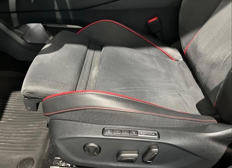 Volkswagen ID.7 Tourer GTX 360 kam Masáž HuD Tažné - fotka 13 z 19