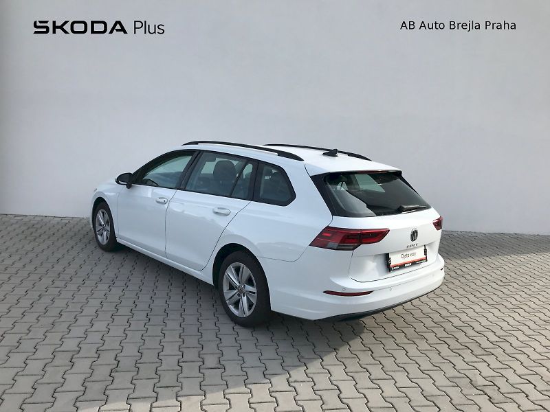 Volkswagen Golf (2022) VARIANT LIFE 1,0 TSI 6G - fotka 9 z 29