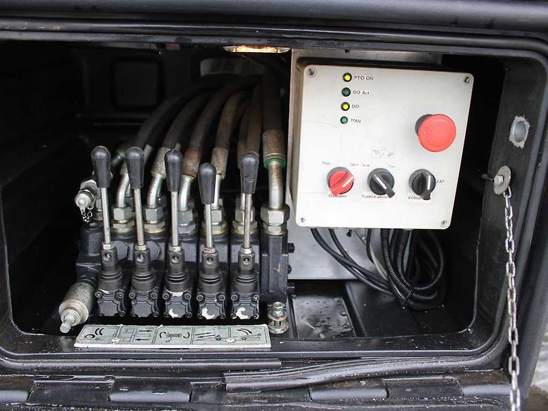 Mercedes-Benz Atego 1222 L, HYDRAULICKÁ RUKA HCS C - fotka 24 z 27