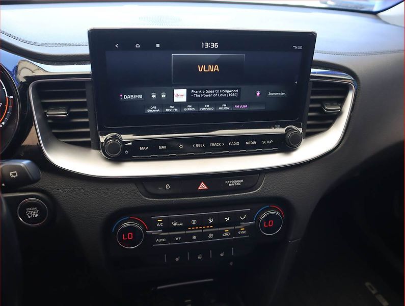 Kia Ceed (2021) 1.5 T-GDI, Automat, Serv.kniha - fotka 12 z 21