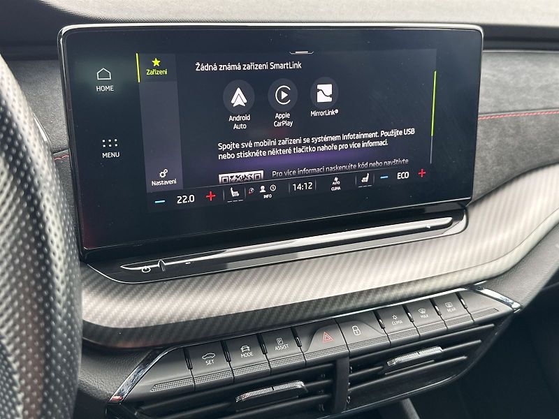 Škoda Octavia (2020) Combi 1.4 TSI iV DSG RS - fotka 25 z 35
