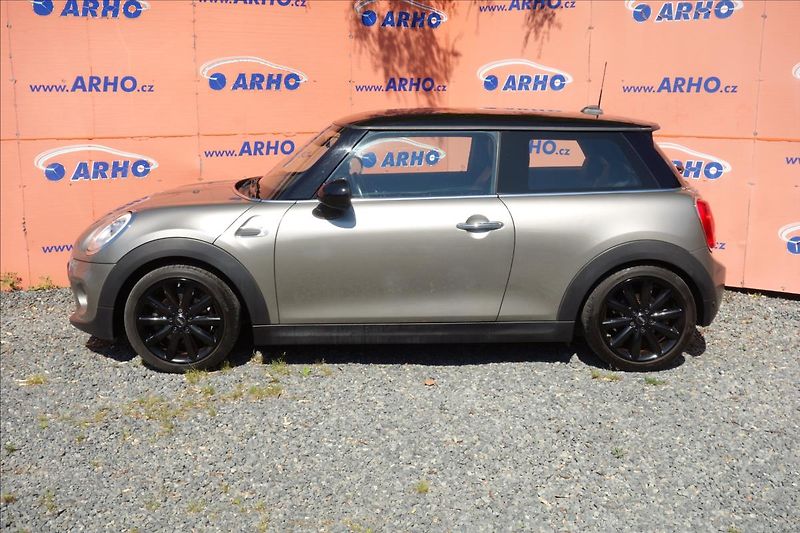 Mini Cooper 1,5 i 100KW, LED, 54TIS.KM. - fotka 4 z 38