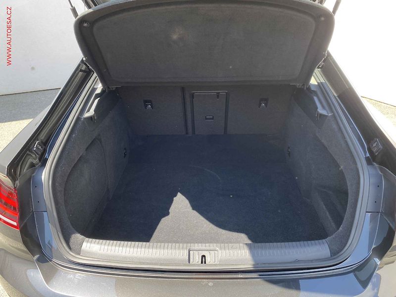 Volkswagen Arteon (2018) 2.0 TSi, Elegance, DSG - fotka 7 z 19