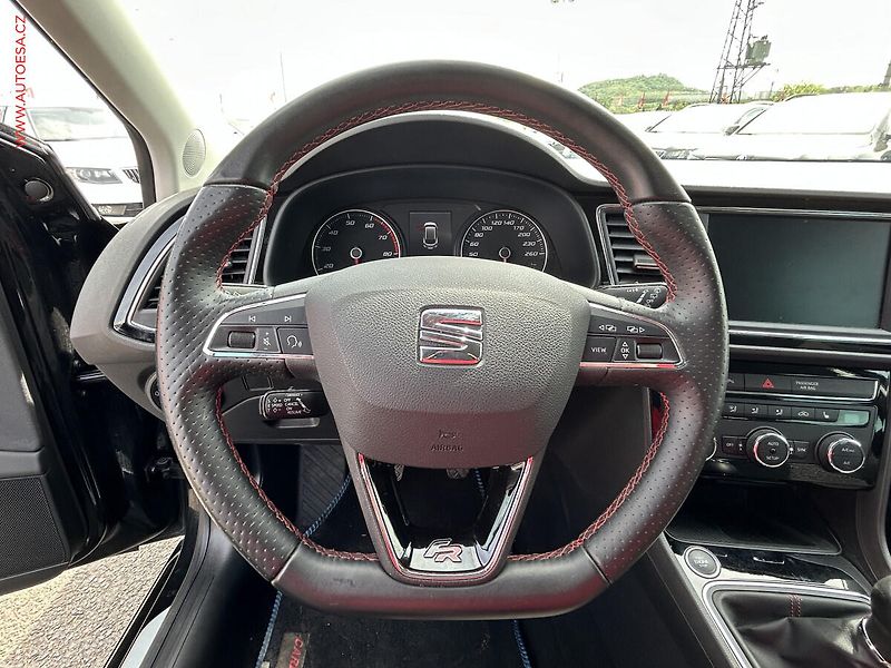 Seat Leon (2019) 1.5 TSi, FR - fotka 12 z 17
