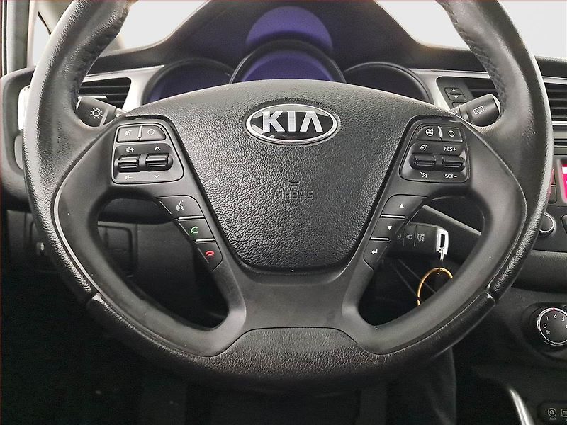 Kia Ceed (2017) 1.4 CRDi, Serv.kniha, Tempomat - fotka 16 z 16