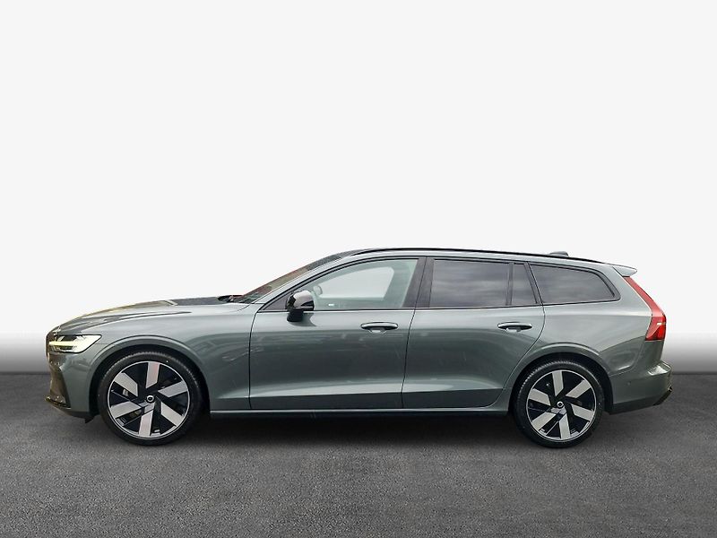Volvo V60 B4 Plus Dark - fotka 4 z 15