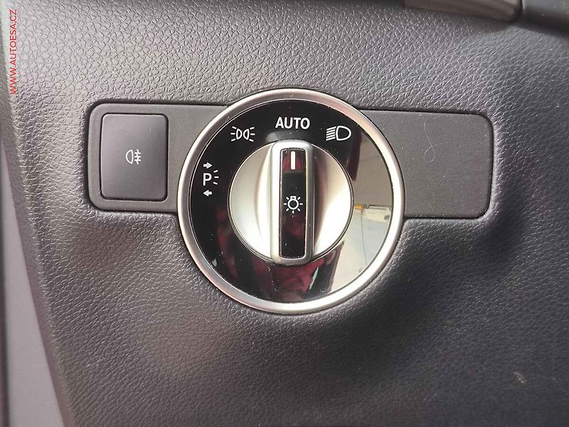 Mercedes-Benz Třídy B (2017) 1.5d B 180, LED, navi - fotka 19 z 23