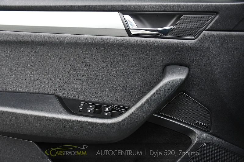 Škoda Superb 2.0TDi  - fotka 27 z 58