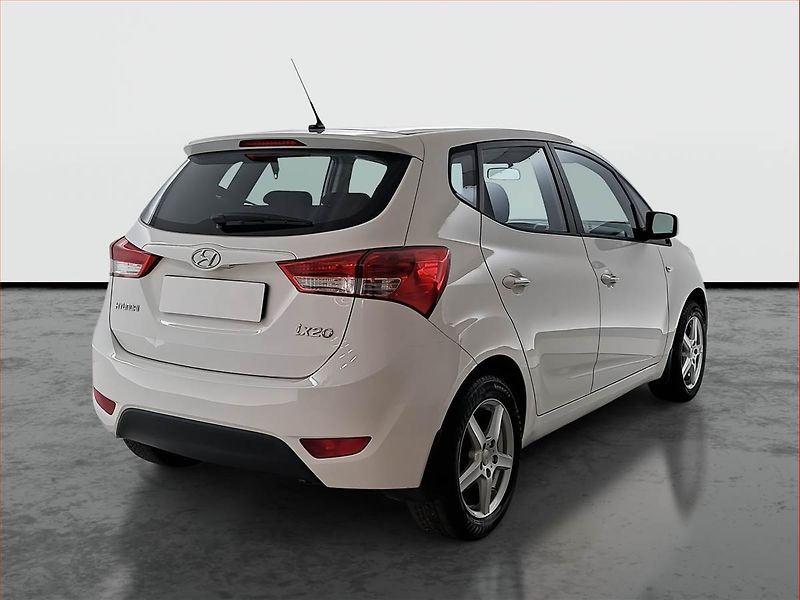 Hyundai ix20 (2014) 1.4 CVVT, Serv.kniha - fotka 5 z 16
