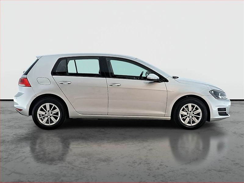 Volkswagen Golf (2016) 1.2 TSI, Serv.kniha, Tempomat - fotka 6 z 16