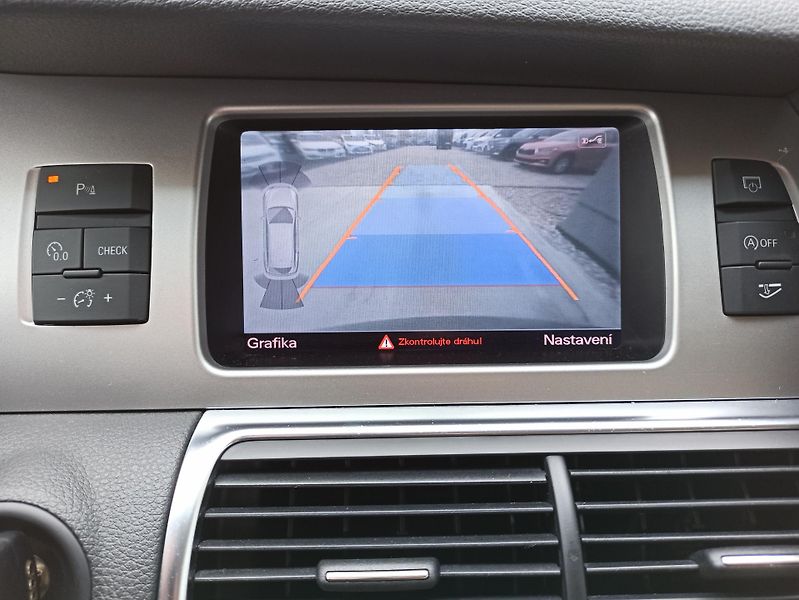Audi Q7 3.0 TDi QUATTRO ČR SERVIS AUDI - fotka 28 z 44