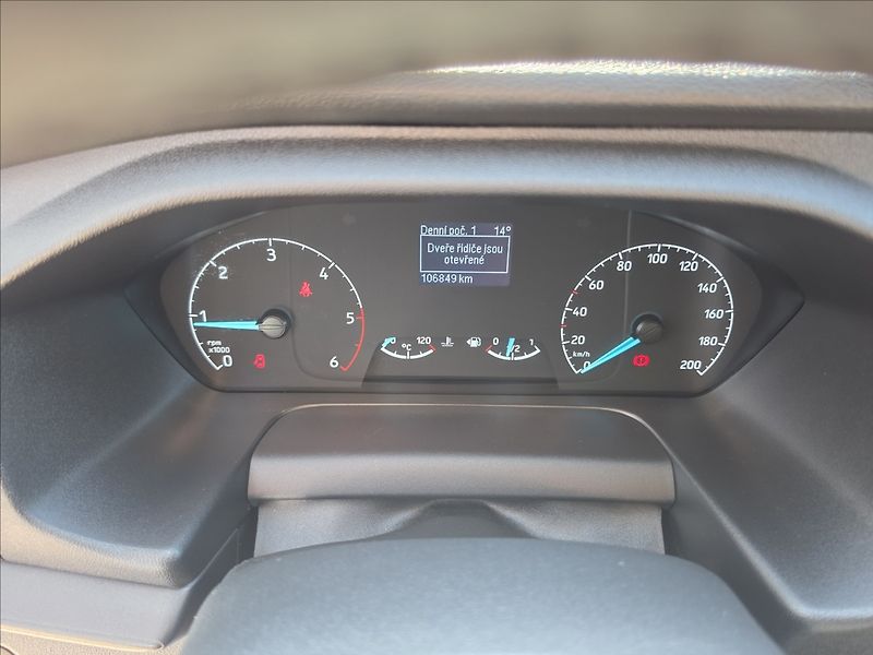 Ford Transit Custom 2,0 TDCi 96KW L2H1 - fotka 14 z 38