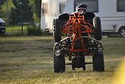 Kaskadéři z Flott Cascaders team předvedli v Bruntále své klasické autorodeo 25. června. V České Vsi vystoupí 28. června a v Bludově 1. července.