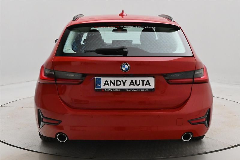 BMW Řada 3 2,0 320d 140 kW Steptronic Zár - fotka 6 z 32