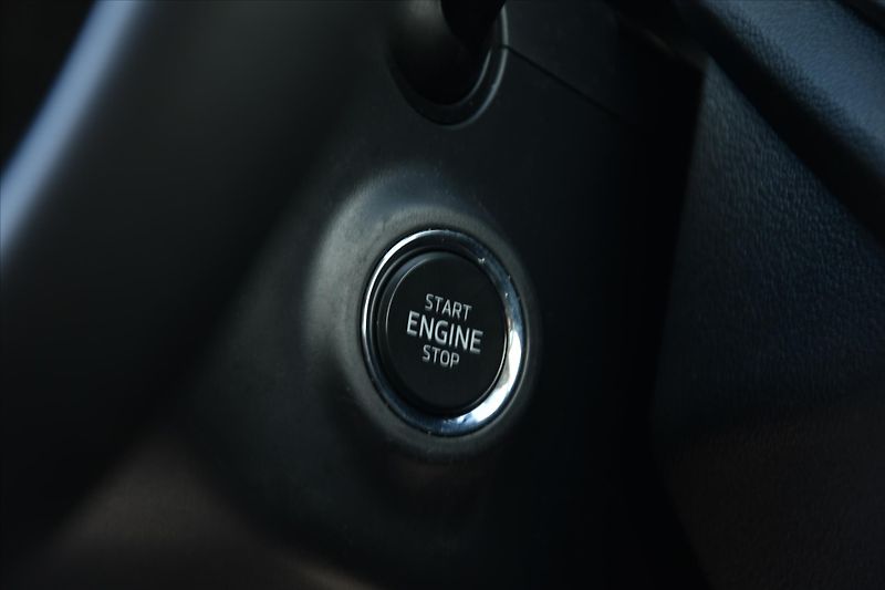 Škoda Octavia 1.5 TSI 110kW LED AMBITION+ ČR - fotka 18 z 28