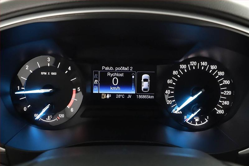 Ford Mondeo (2017) 2.0 TDCI, Serv.kniha, Tempomat - fotka 9 z 15